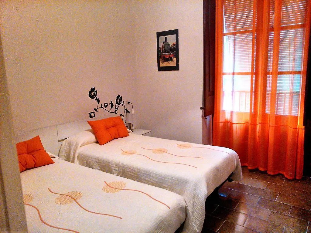 Pension Borras Girona Guest house